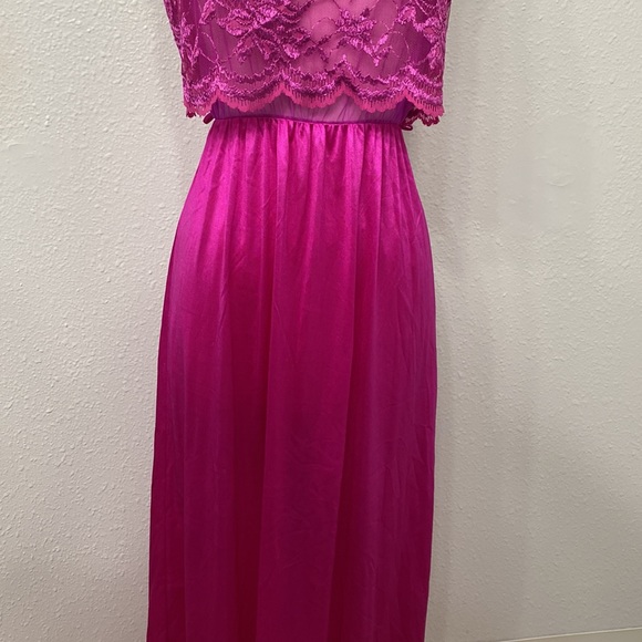 Vintage Pink Lace Pajama Dress - Picture 6 of 9